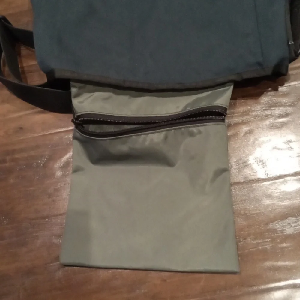 Navy Messenger Bag with Reflective Strip with Adjustable Straps